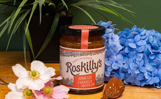 Farmhouse Apricot & Vanilla Jam